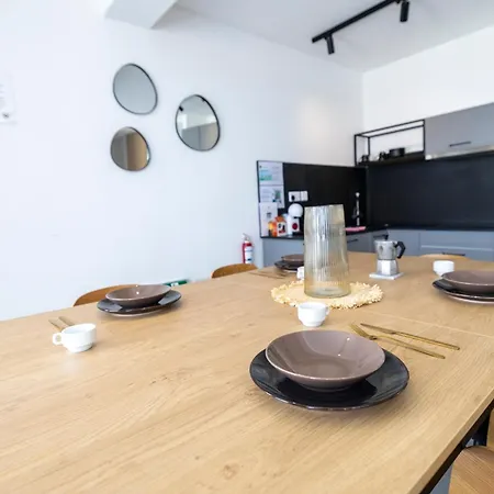 Terraced Penthouse With Views And Jacuzzi Lägenhet