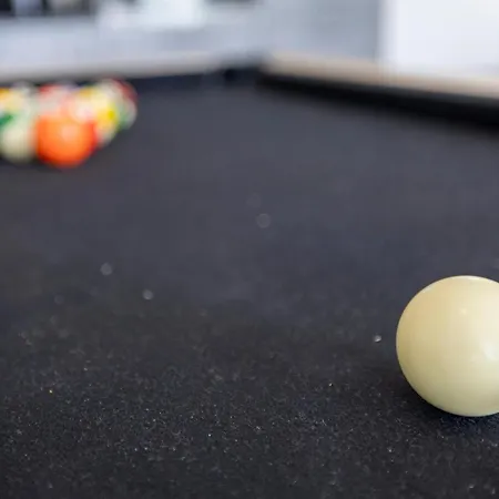 Апартаменты Terraced Penthouse With Views And Jacuzzi