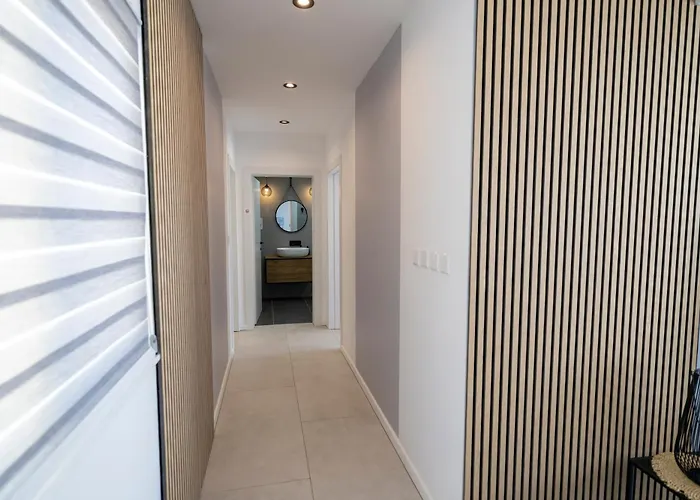 Appartamento Terraced Penthouse With Views And Jacuzzi